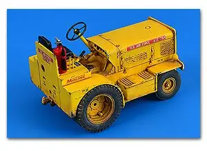 Aerobonus 320104 1/32 Minneapolis-Moline MT40 Tow Tractor