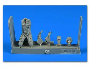 Aerobonus 480174 1/48 Warshaw Pact Soviet Aircraft Mechanic #3 (Kneeling) (D)