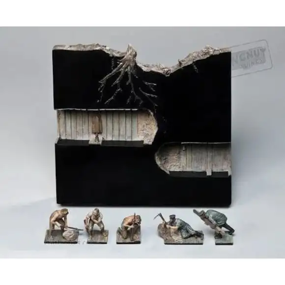 Wingnut Wings LC3202 Little Contemptibles Under the Line Metal Figure Scene