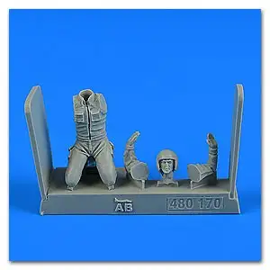 Aerobonus 480170 1/48 Warshaw Pact Aircraft Mechanic #6 (Kneeling)