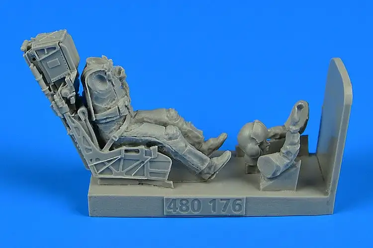 Aerobonus 480176 1/48 USN F/A18E/F Fighter/Attack Pilot w/Ejection Seat for HSG