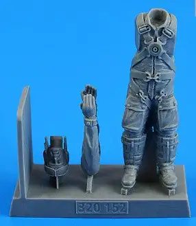 Aerobonus 320152 1/32 WWII Luftwaffe Pilot w/Parachute
