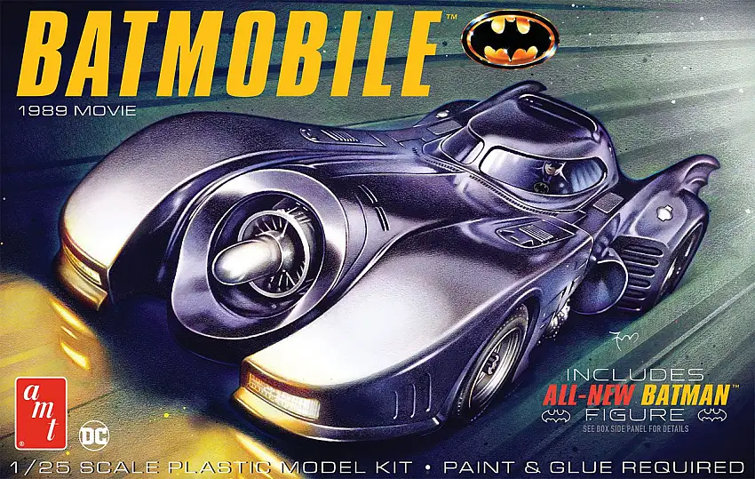 1989 Batmobile w/Seated Batman Figure 1/25 AMT Models