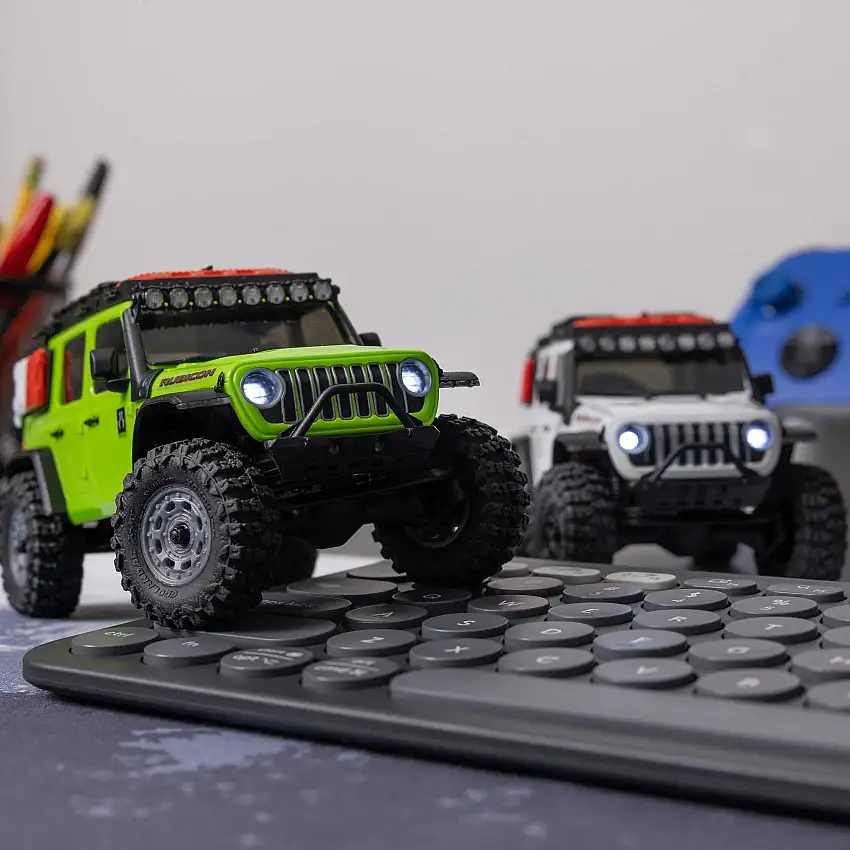 1/30 Axial SCX30 Jeep Wrangler (Battery & Charger Included)