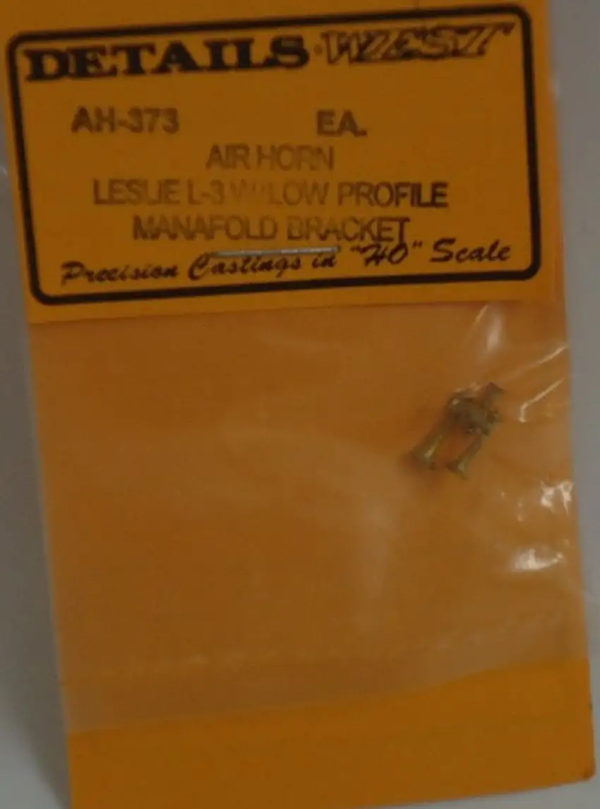 Air Horn Leslie L3 w/Low Profile Manafold Bracket HO Details West