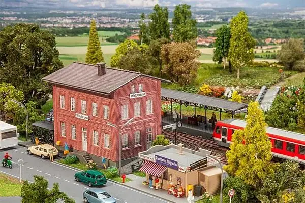 Faller 190295 Waldbrunn Station Promotional Set