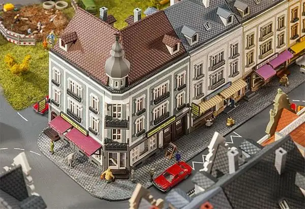 Faller 232387 Beethovenstrasse 2 Town houses