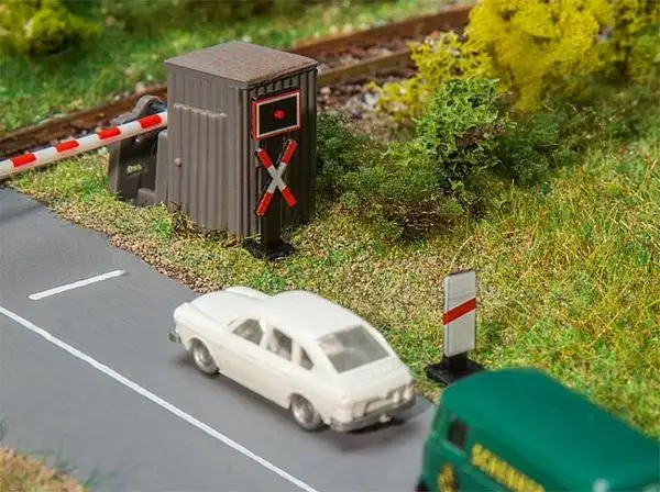 Faller 272913 St Andrews crosses and warning lights