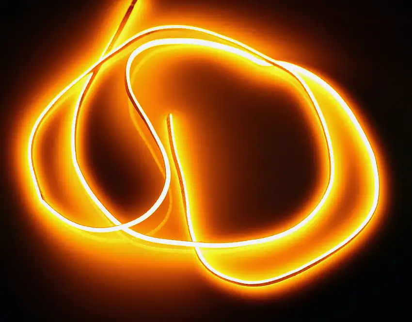 STRIX NoctuaGlow 12V COB LED 2.7mm x 6' (183cm) - Yellow