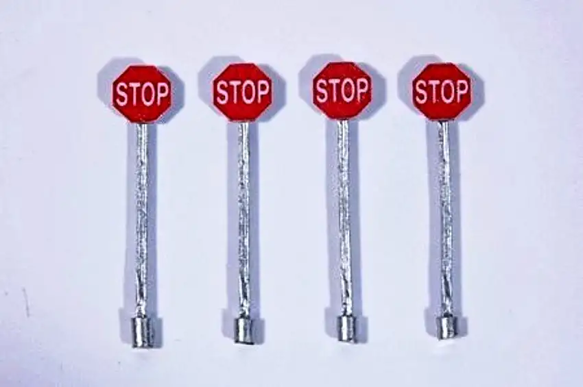 Custom Stop Sign Red (4) JL Innovative HO