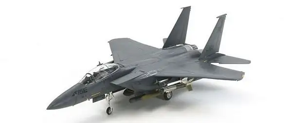 Tamiya 60783 1-72 F-15E Strike Eagle