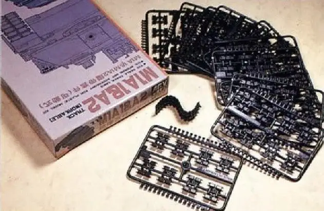 AFV Club 35012 1/35 M1A1/A2 Bigfoot Tracks (D)