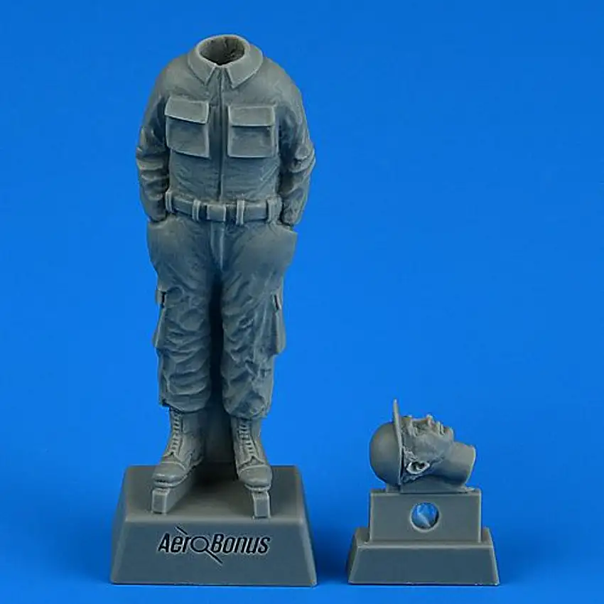 USAF Aircraft Mechanic A Korean War 1/32 Aerobonus