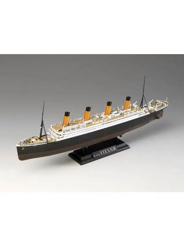 Academy 14214 RMS Titanic Centenary Edition 1/700 Scale Plastic Model Kit