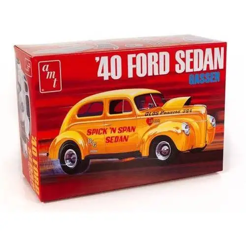 AMT 1940 Ford Sedan (OAS) 1/25 Scale