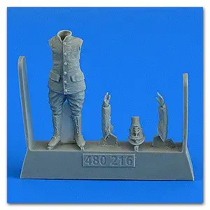 Aerobonus 480216 1/48 WWI German/Austro-Hungarian Aircraft Mechanic