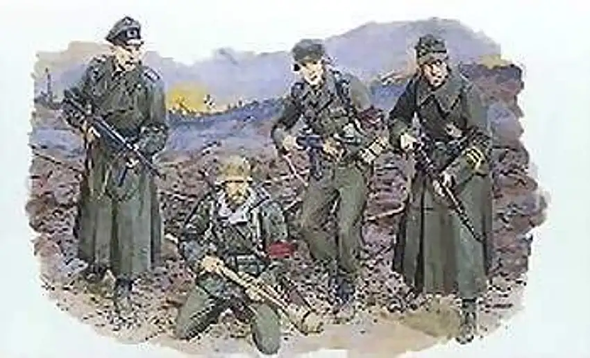 German Volkssturm Soldiers Berlin 1945 (4) 1/35 Dragon