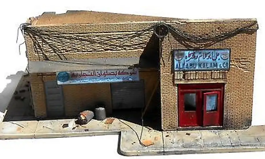 Shorted Out in Iraq Ruined Building w/Sidewalks & Rubble (9"x13") 1/35 Dioramas Plus