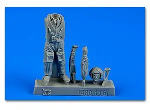Aerobonus 480116 1/48 Soviet Pilot w/Life Jacket Cold War (Standing)