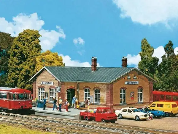 Faller 110095 Sonnefeld Wayside Station