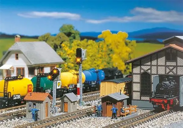 Faller 222177 3 Trackside shanties