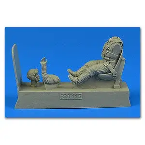 Aerobonus 320115 1/32 German Luftwaffe Bf109E Pilot w/Seat for EDU, TSM, HSG & D