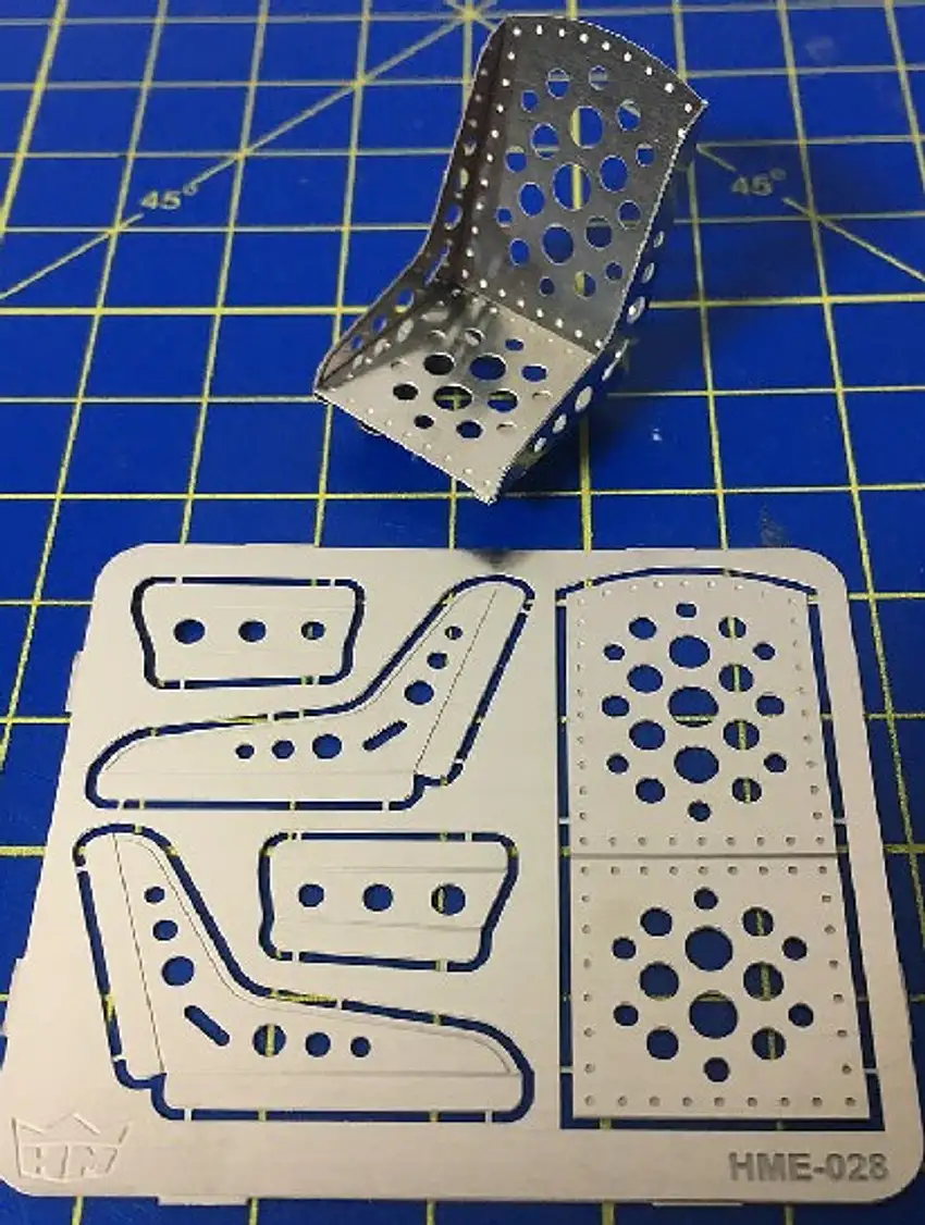 Bomber Seat Set 2 Brass Version (2) 1/24-1/25 Highlight Model Studio