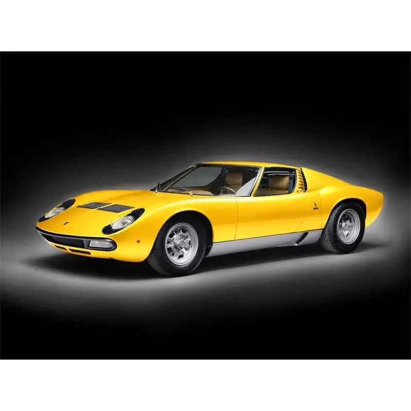 Italeri 1/24 Lamborghini Miura