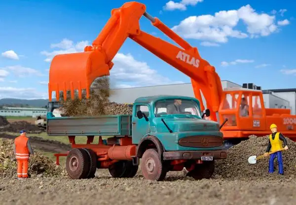 Kibri 14030 MB Rounded Bonnet with Tipper Kit