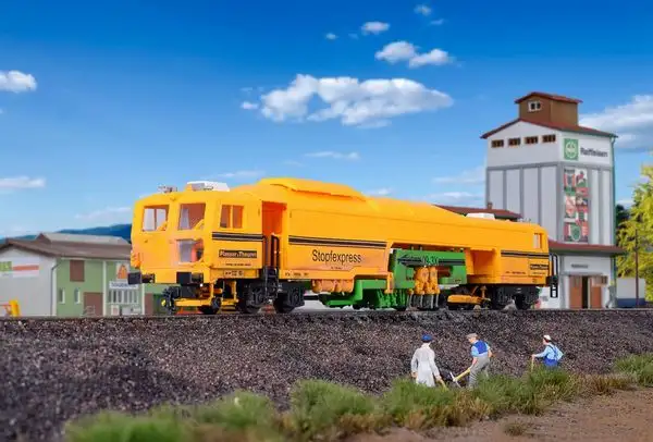 Kibri 16050 Plasser and Theurer Tamper Unpowered Kit