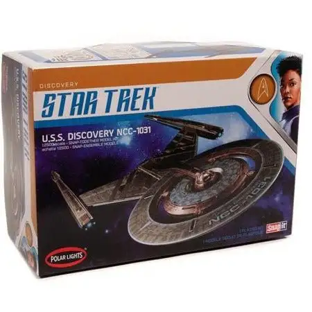 Polar Lights Star Trek U.S.S. Discovery NCC-1031 1/2500 Scale Snap Kit