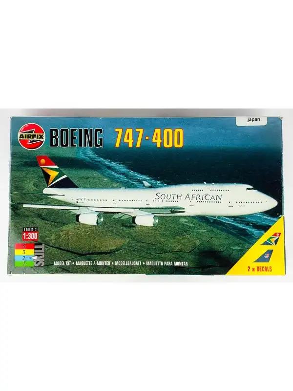 Airfix 3185 Boeing 747-400 1/300 Scale Plastic Model Kit Markings for 2 Airlines
