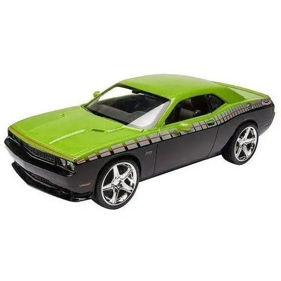 Revell 1/25 2013 Foose Challenger SRT8