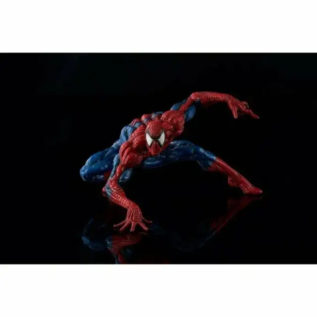 Marvel: Spider-Man Sofbinal Soft Vinyl Figure by Sen-Ti-Nel