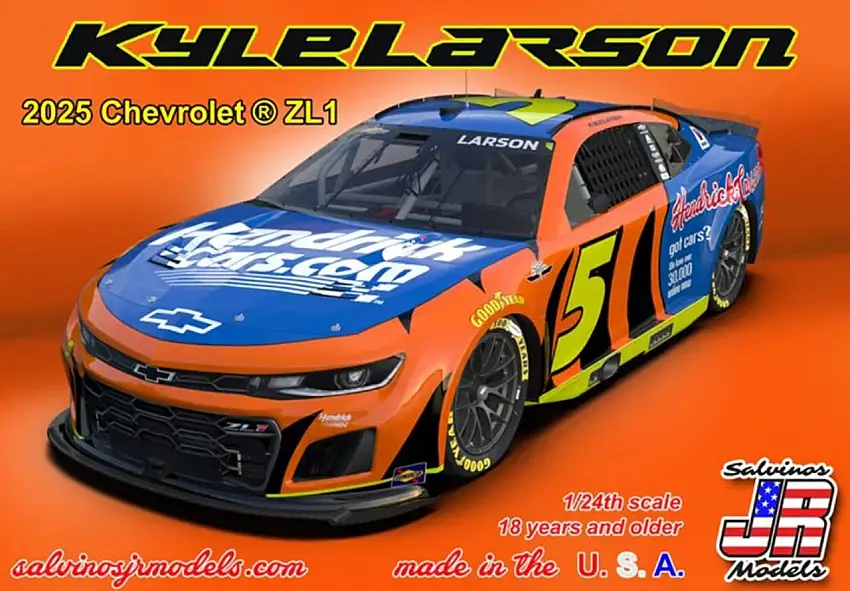 Kyle Larson 2025 NASCAR Chevrolet Camaro ZL1 Race Car (Darlington Throwback) 1/24 Salvinos JR