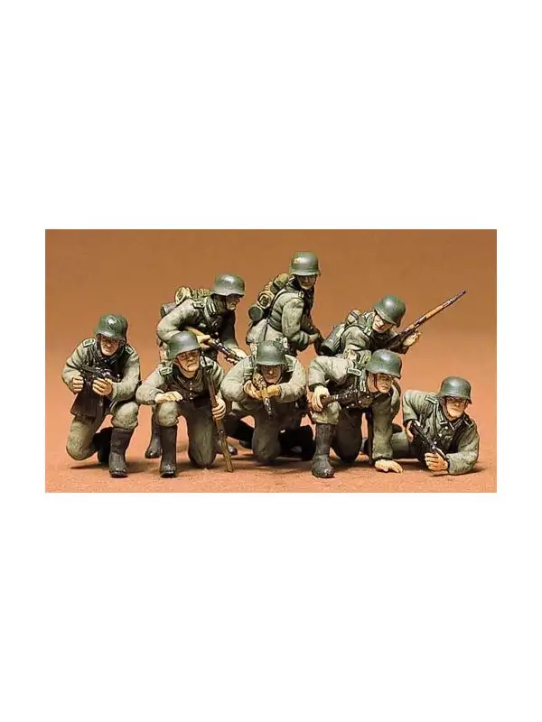 Tamiya 35061 World War II German Panzergrenadiers 1/35 Scale Model Figures