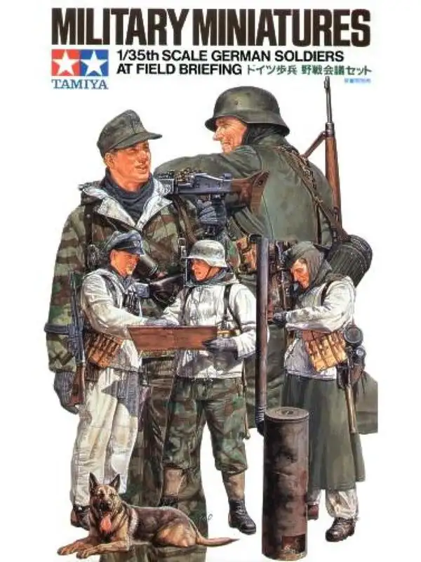 Tamiya 35212 WWII German Soldiers at Field Briefing 1/35 Scale Plastic Figures