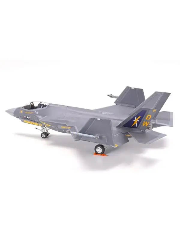 Tamiya 60794 Lockheed Martin F-35C Lightning II 1/72 Scale Plastic Model Kit