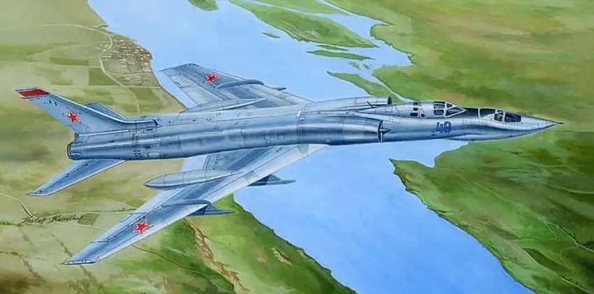 Russian Tu-128UT Fiddler Training Version Supersonic Interceptor 1/72 Trumpeter