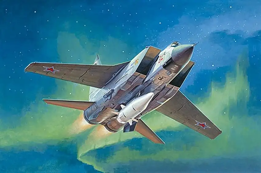 Mig-31BM Foxhound Russian Fighter with KH-47M2 Ballistic Missile 1/72 Trumpeter (TSM1697)